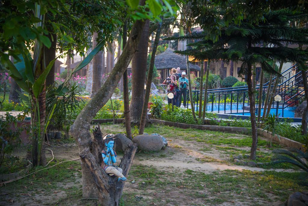 Chitwan Adventure Resort Sauraha Εξωτερικό φωτογραφία