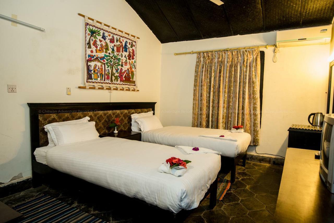 Chitwan Adventure Resort Sauraha Εξωτερικό φωτογραφία